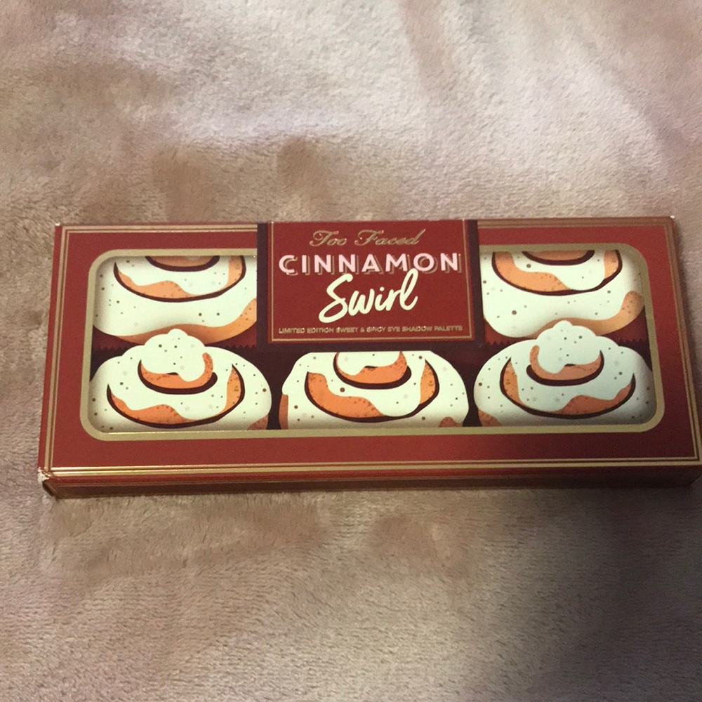 Too faced cinnamon swirl palette